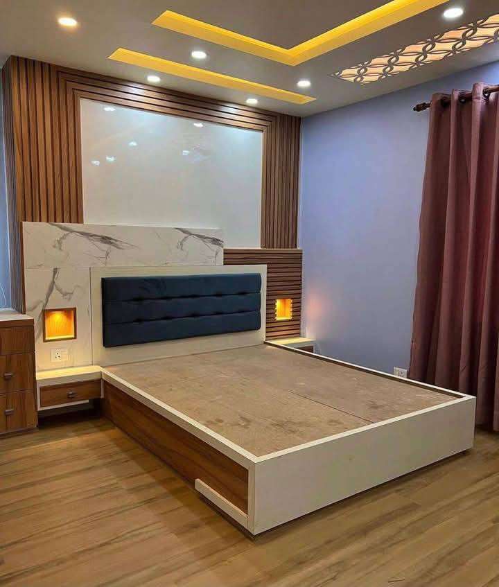 Detail Display Produk